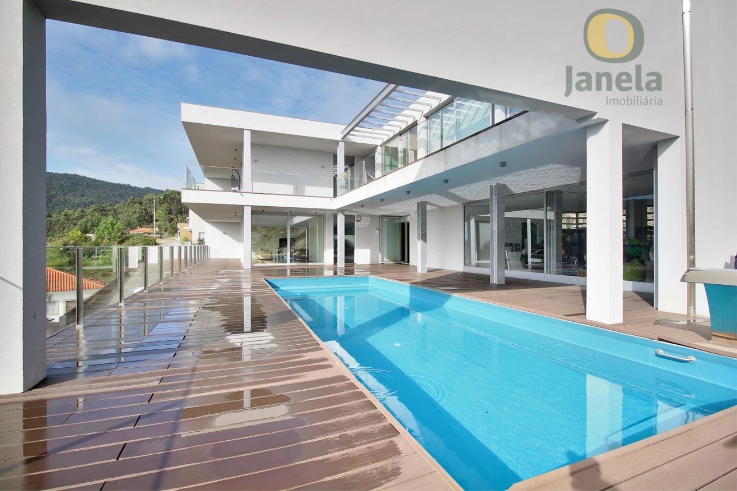 Casa de 4 dormitorios en Viana do Castelo, Portugal No. 144943