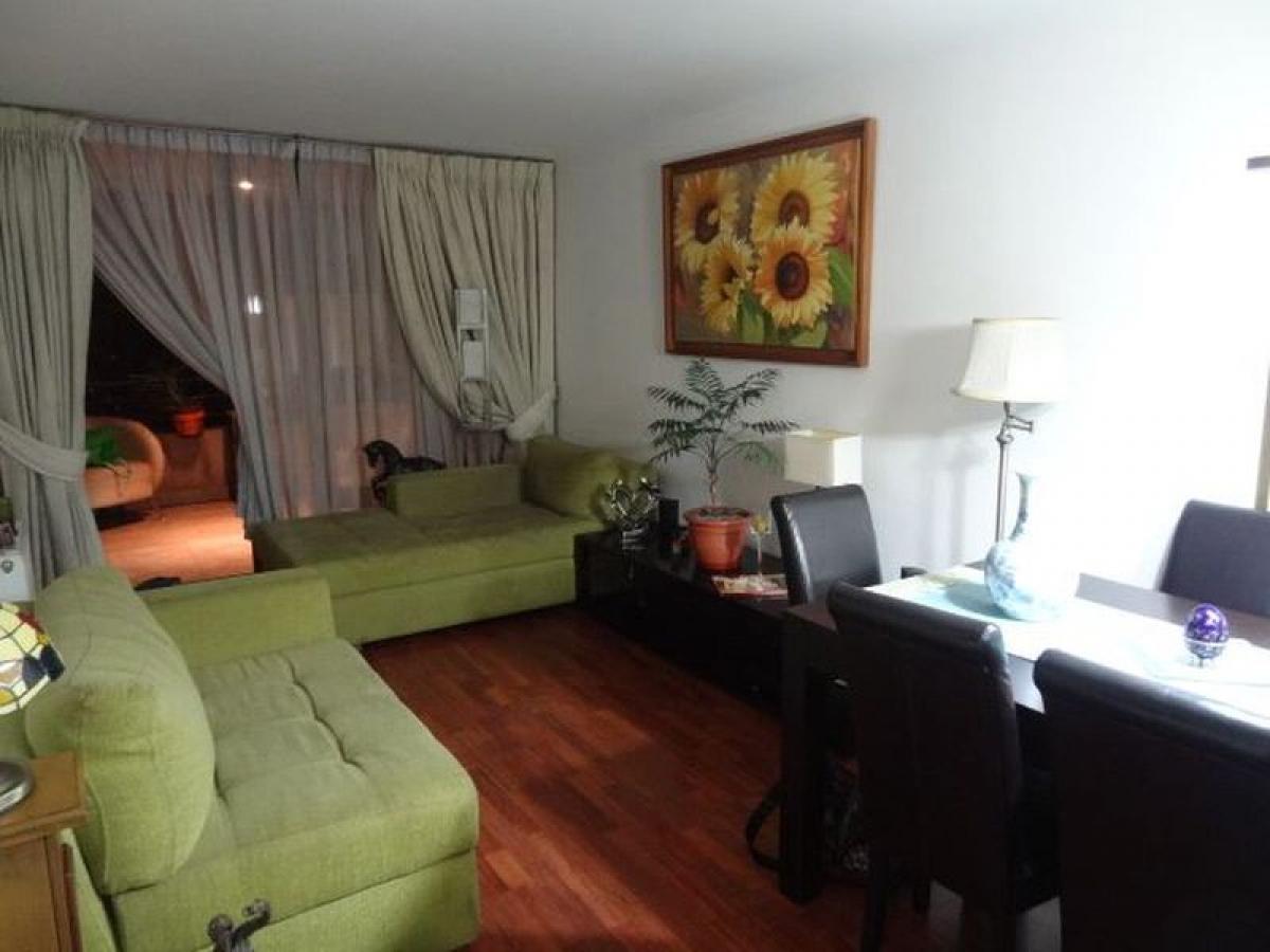 3 bedrooms Apartment in Santiago, Chile No. 1895