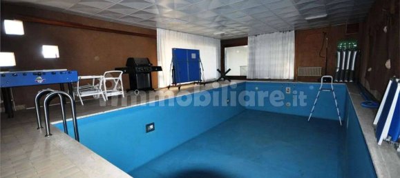 3 bedrooms Villa in Brebbia, Italy No. 333100 10