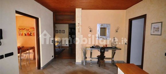 3 bedrooms Villa in Brebbia, Italy No. 333100 7