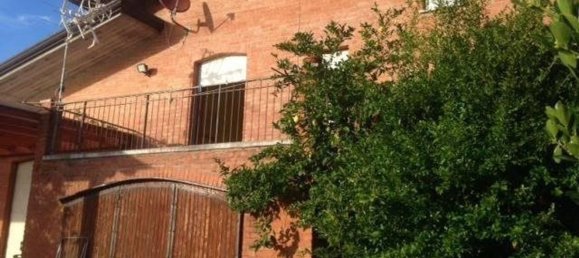 Вилла с 6 спальнями в Луни, Италия № 85925 18