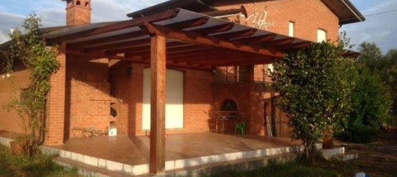 Вилла с 6 спальнями в Луни, Италия № 85925 16