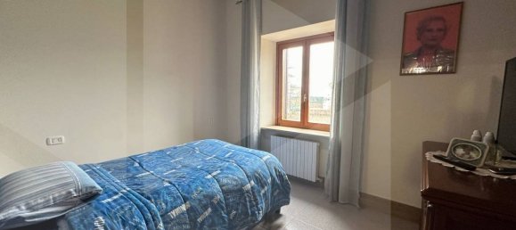 4غرفة شقة في Avezzano, Italy رقم 27172 35