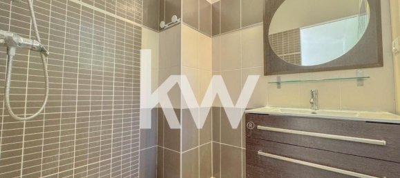 Villa de 3 dormitorios en Nimes, France No. 299702 14