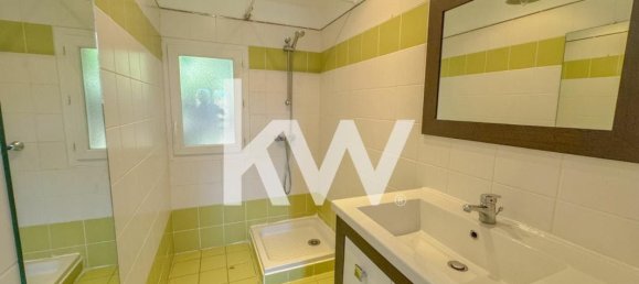 Villa de 3 dormitorios en Nimes, France No. 299702 13