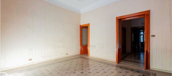 3 غرف نوم شقة في Taranto, Italy رقم 329996 10