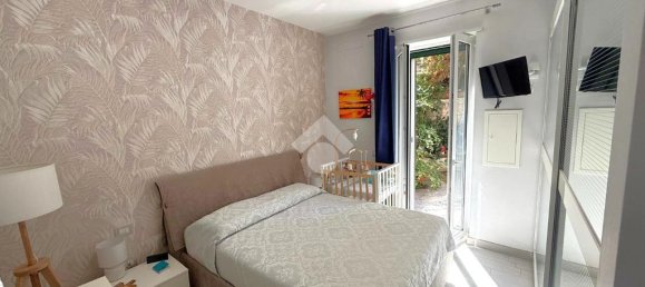 1 Schlafzimmer Wohnung in Naples, Italy, Nr. 358693 9