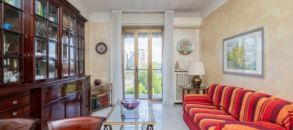 3 rooms Apartment in Milan, Italy No. 339059 4