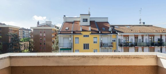 3 rooms Apartment in Milan, Italy No. 339059 16