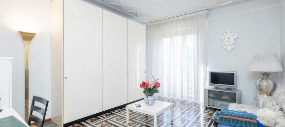 3 rooms Apartment in Milan, Italy No. 339059 2