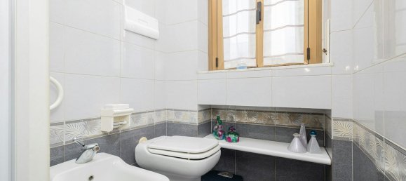 3 rooms Apartment in Milan, Italy No. 339059 20