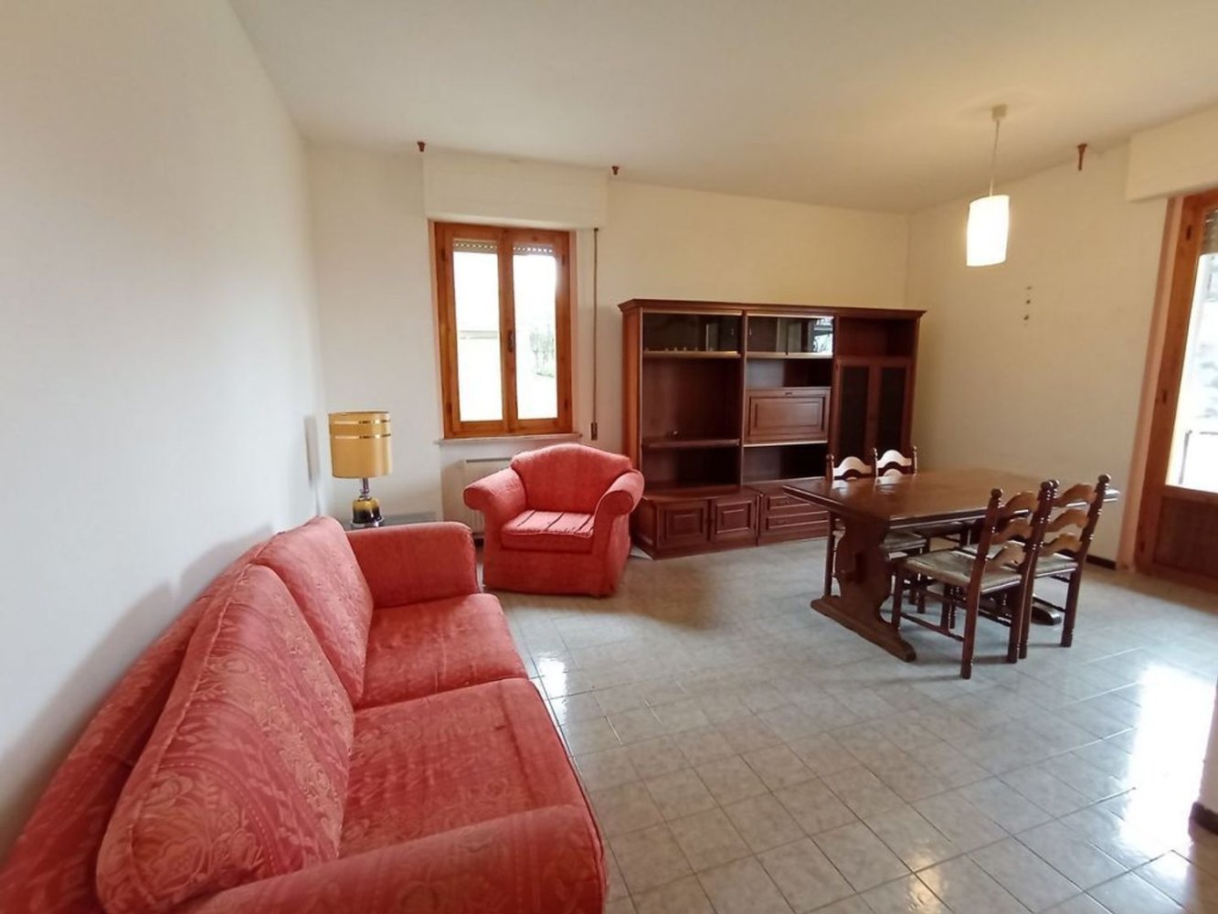 4 rooms Apartment in Foiano della Chiana, Italy No. 229943
