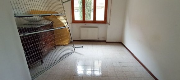 4 rooms Apartment in Foiano della Chiana, Italy No. 229943 2