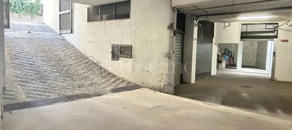  مرآب في Rome, Italy 72متر مربع رقم 154070 3