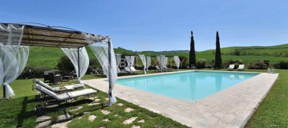 8 bedrooms Villa in Castiglione d'Orcia, Italy No. 507 10