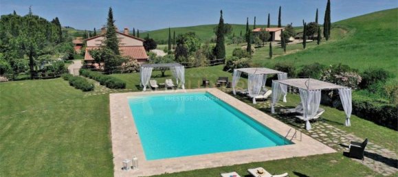 8 bedrooms Villa in Castiglione d'Orcia, Italy No. 507 4