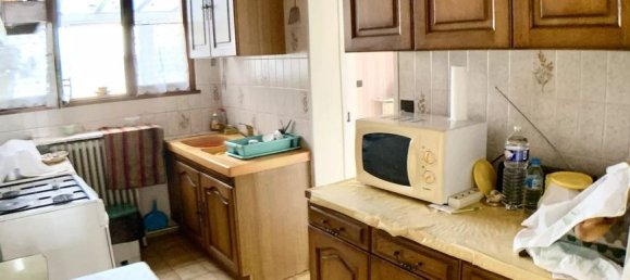 3 bedrooms House in Crepy-en-Valois, France No. 88222 6