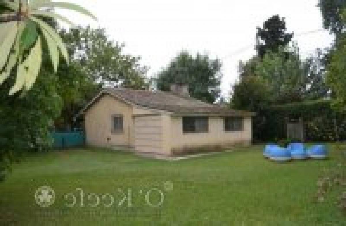 2 bedrooms House in Berazategui, Argentina No. 2304