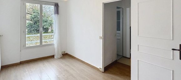 3 bedrooms House in Menucourt, France No. 291257 9