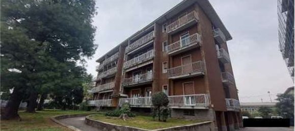 Apartamento de 3 habitaciónes en Solbiate Arno, Italy No. 185564 2