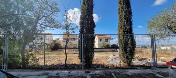 Вилла с 4 спальнями в Пейя, Кипр № 964 6