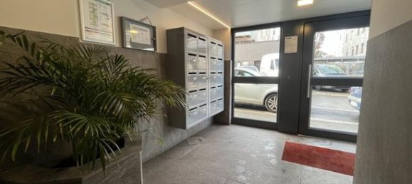 2 bedrooms Apartment in Bagnolet, France No. 309475 6