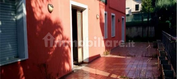 Oficina de 5 habitaciónes en Castelfidardo, Italy No. 67338 3