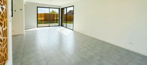 5 bedrooms House in Le Mans, France No. 313597 3