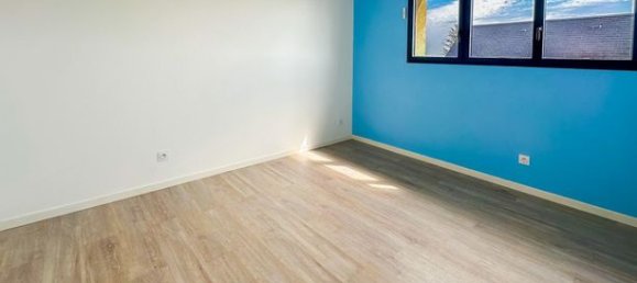 5 bedrooms House in Le Mans, France No. 313597 12