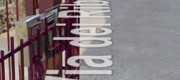 2 bedrooms Apartment in Borgofranco d'Ivrea, Italy No. 304978 2