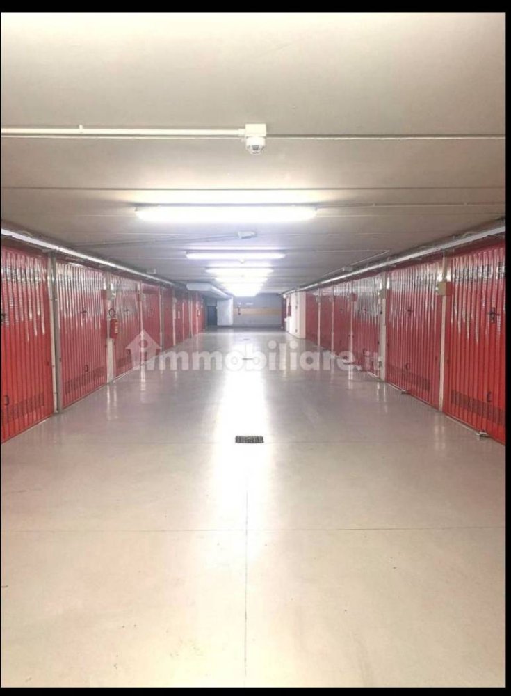 15m² Garage in Turin, Italy No. 262257