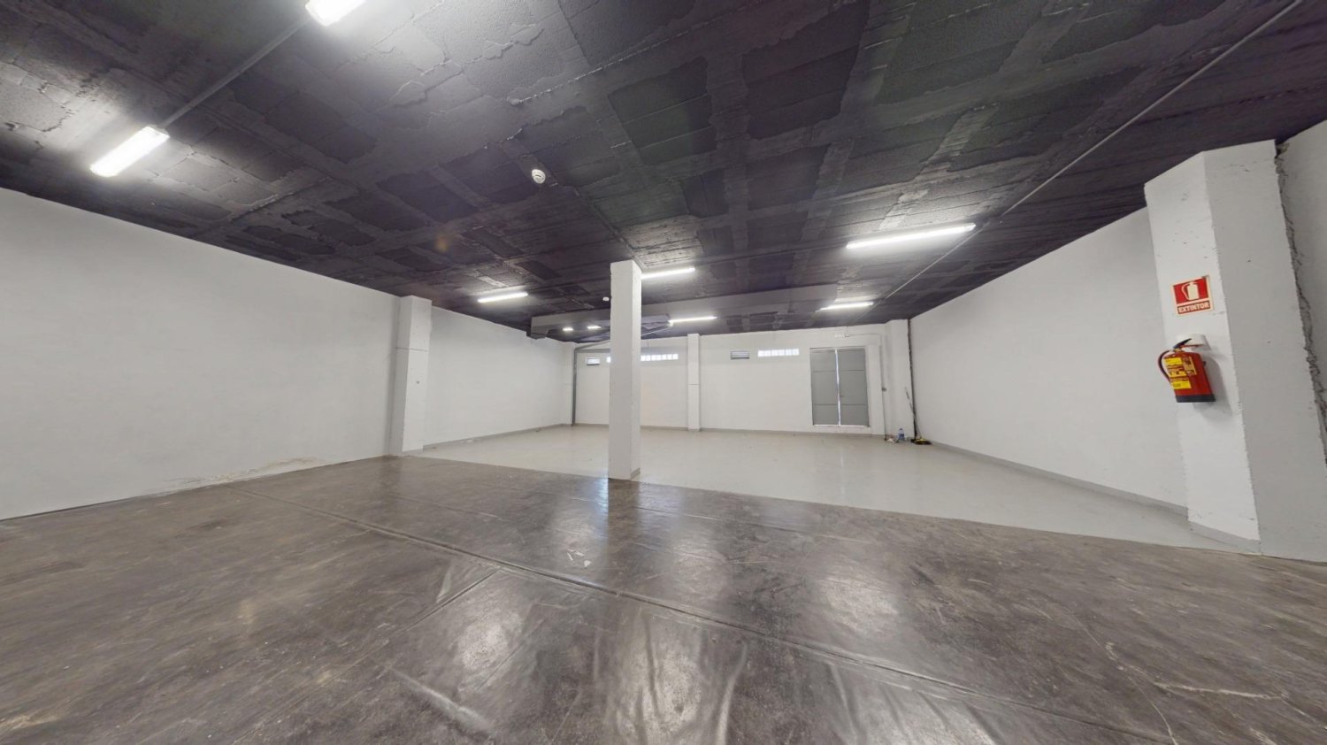 Entrepôt à Alcobendas, Spain 143m² No. 173675