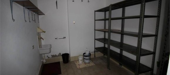 Apartamento de 2 dormitorios en Castellarano, Italy No. 157310 4