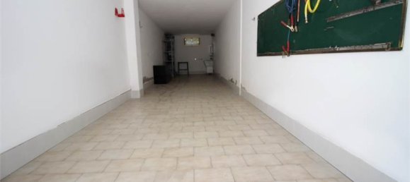 Apartamento de 2 dormitorios en Castellarano, Italy No. 157310 5