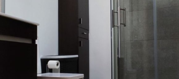 Ático de 2 dormitorios en Granada, Spain No. 180137 6