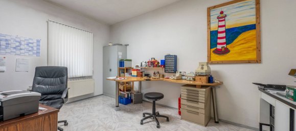 7-salle Bâtiment à Tubingen, Germany No. 17835 17