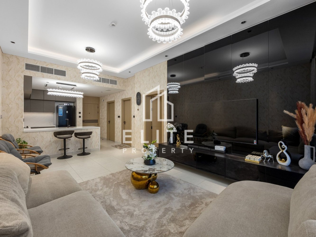 Студия в Джумейра Вилладж Серкл, ОАЭ № 113124