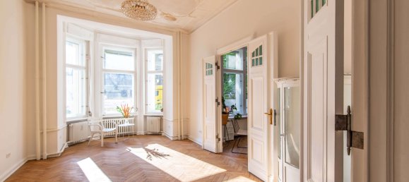 Квартира с 2 спальнями в Шарлоттенбург, Германия № 281804 2