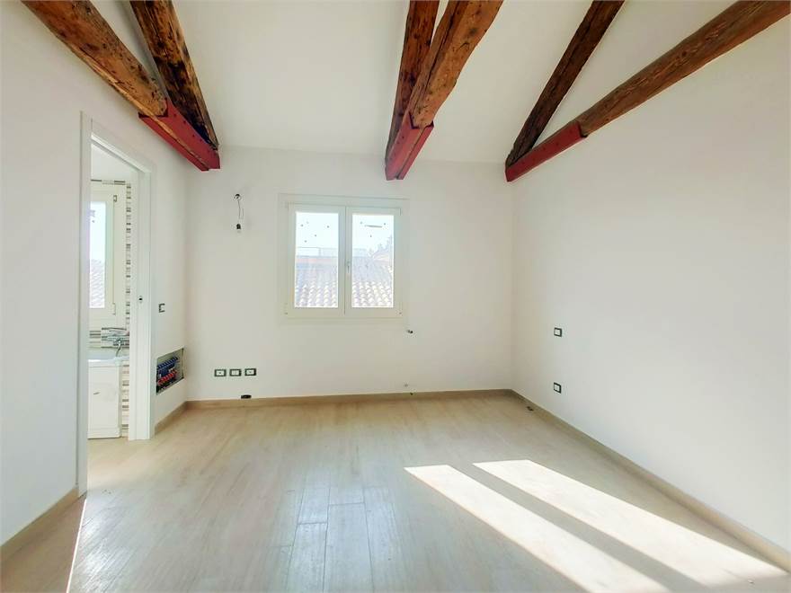 3 bedrooms Penthouse in Venice, Italy No. 61863