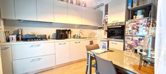 4 rooms Apartment in Reggio Emilia, Italy No. 297841 12