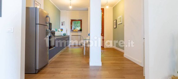 3 bedrooms Apartment in Ivrea, Italy No. 348399 7