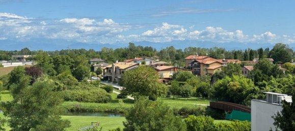 2 bedrooms Apartment in Udine, Italy No. 280623 11