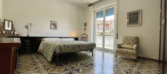 4 rooms Apartment in Massa Marittima, Italy No. 45167 15