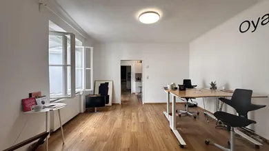 148m² Commercial property in Wiener Neustadt, Austria No. 191431