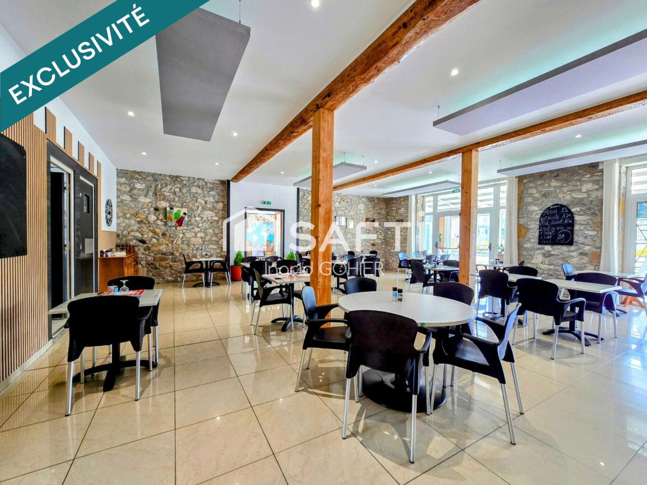  عقار تجاري في Lavelanet, France 560متر مربع رقم 299364