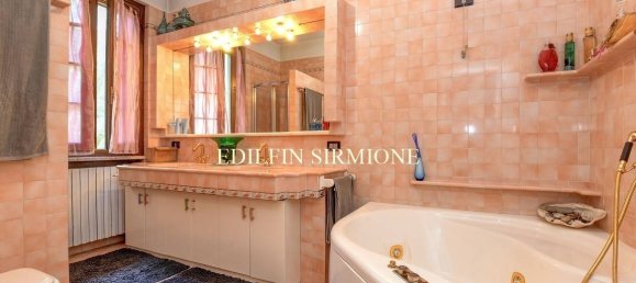 4 bedrooms Villa in Sirmione, Italy No. 129611 21