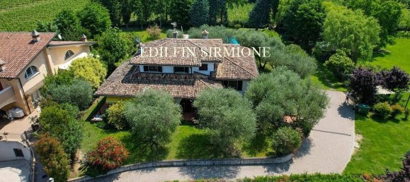 4 bedrooms Villa in Sirmione, Italy No. 129611 6