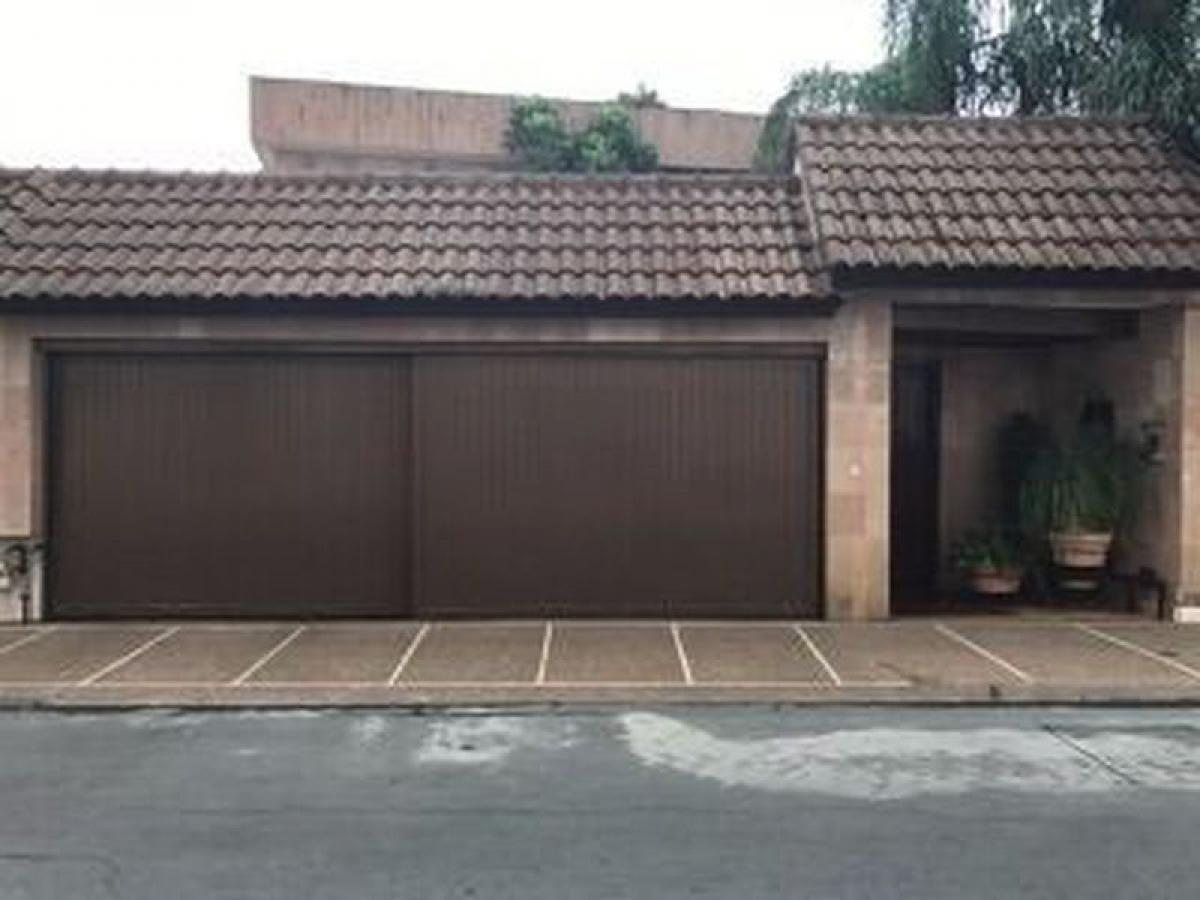 3 bedrooms House in Nuevo Leon, Mexico No. 174778