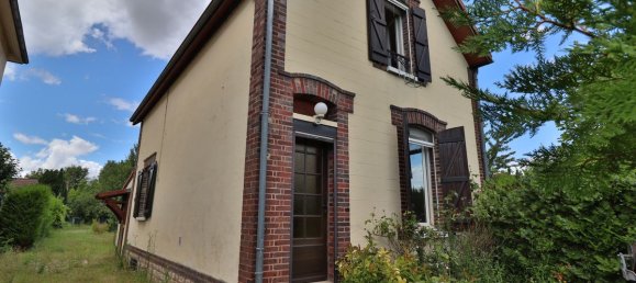 2 Schlafzimmer Haus in La Chapelle-Saint-Luc, France, Nr. 262719 8