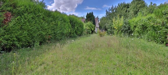 2 Schlafzimmer Haus in La Chapelle-Saint-Luc, France, Nr. 262719 2